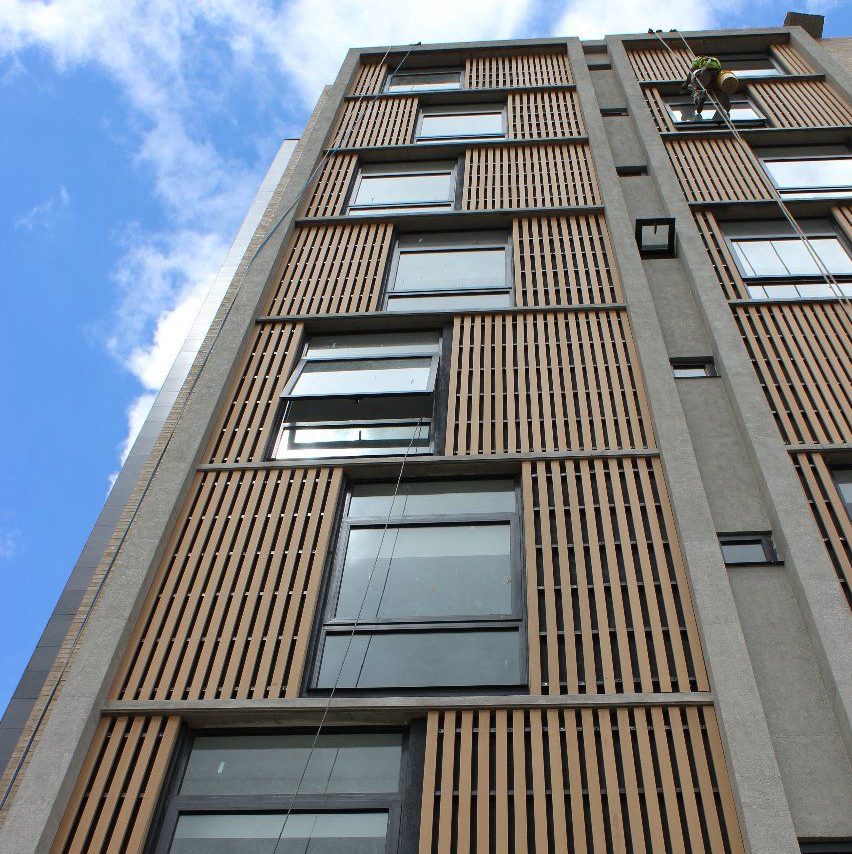 FACHADAS Y REVESTIMIENTOS EN WPC