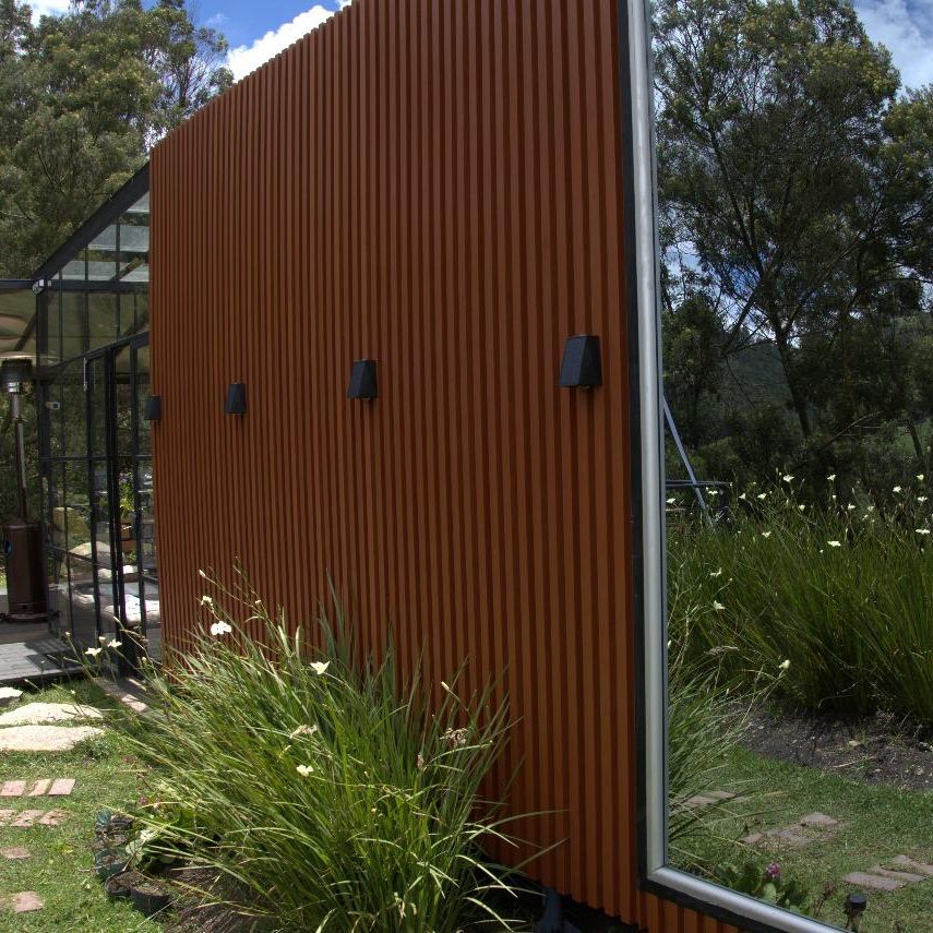 FACHADAS Y REVESTIMIENTOS EN WPC